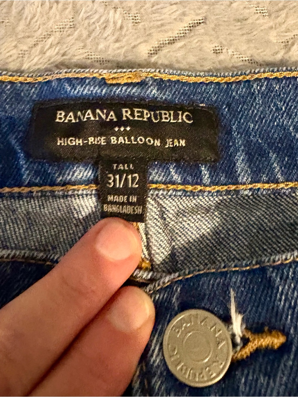 Banana Republic High-Rise Balloon Jeans — Classic Blue Denim